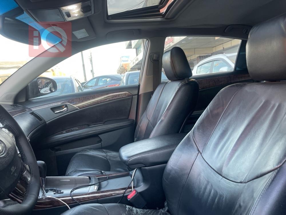 تويوتا أفالون